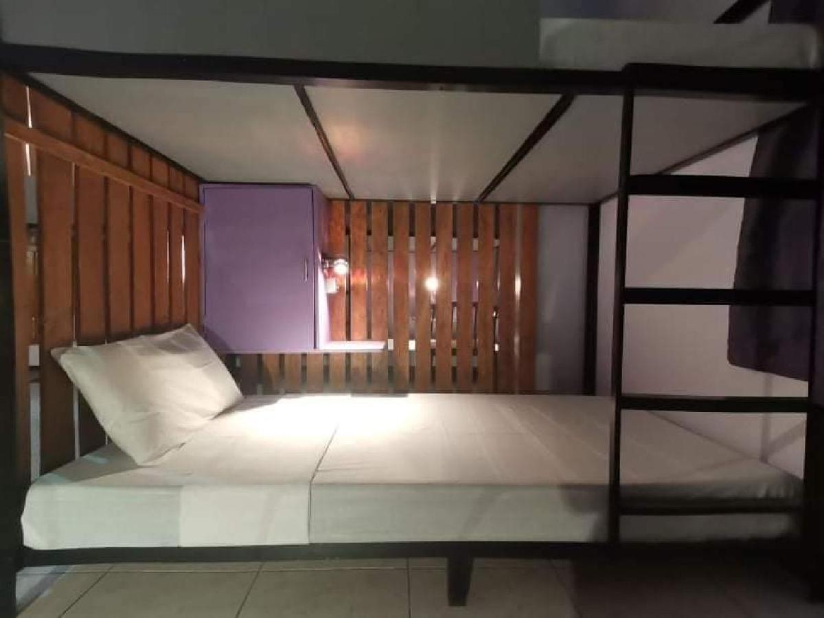 Manila Nomads Hostel مانيلا المظهر الخارجي الصورة
